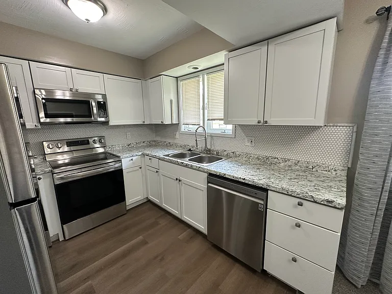 5947 Pine Rise Ct — Photo 7