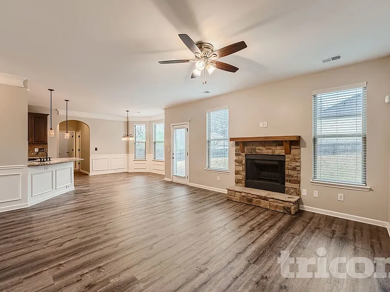 4025 Trimrose Ct — Photo 16