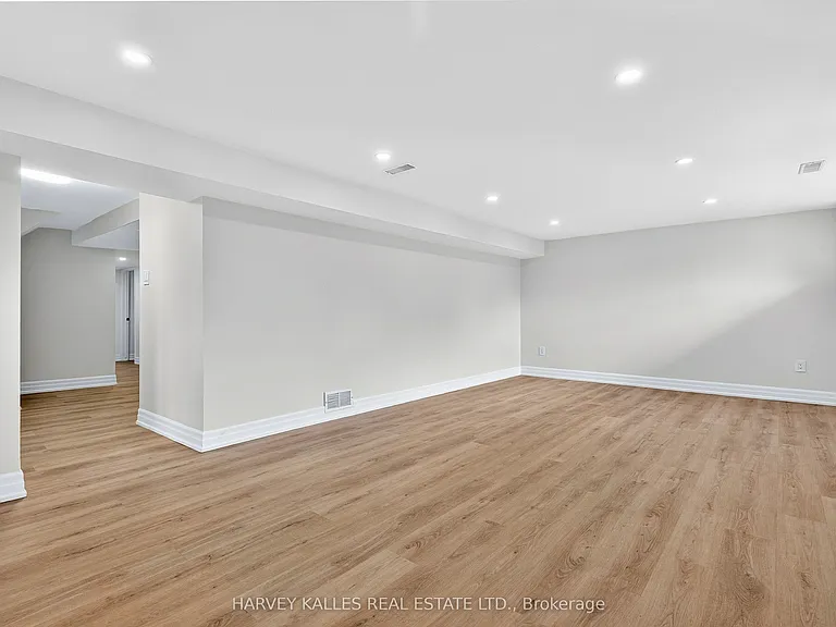 67 Robinglade Dr #BASEMENT — Photo 6