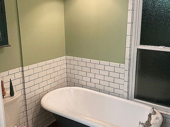 5th image of 501 W Greenwood Ave