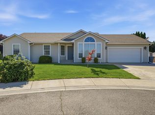 1793 Maui Dr, Richland, WA 99352