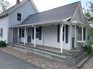 34 School St, East Longmeadow, MA 01028