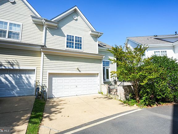 5th image of 13777 Ulysses St