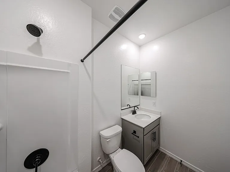 5633 W McNeil St — Photo 37