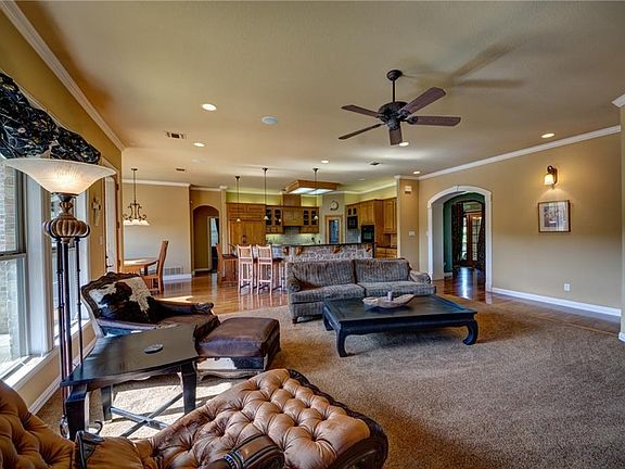 5th image of 1419 Hickory Ct
