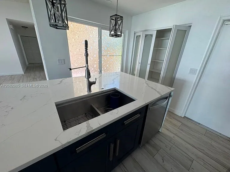 222 NW 41st Ave — Photo 10