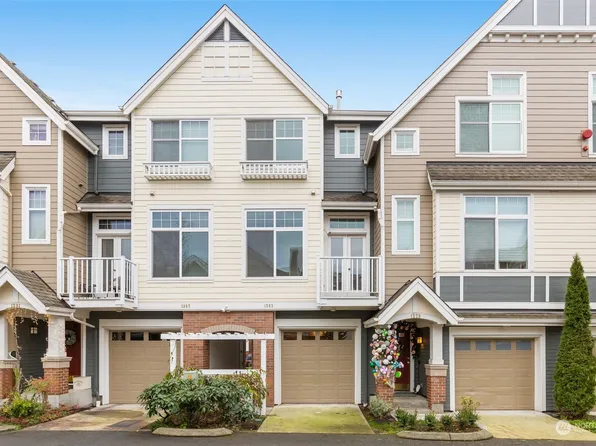 1383 Huckleberry Circle #1383, Issaquah, WA 98029