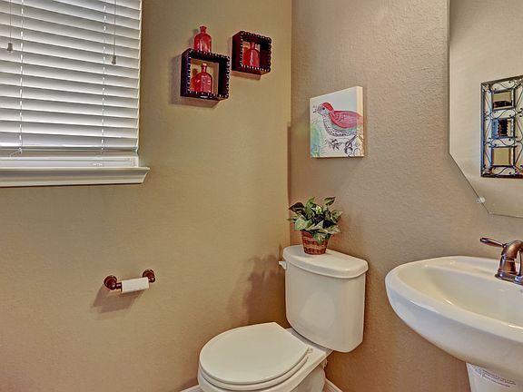 Private powder room