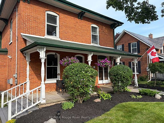 2nd image of 522 George St