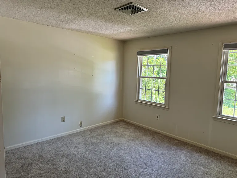 542 Fox Hollow Way — Photo 19