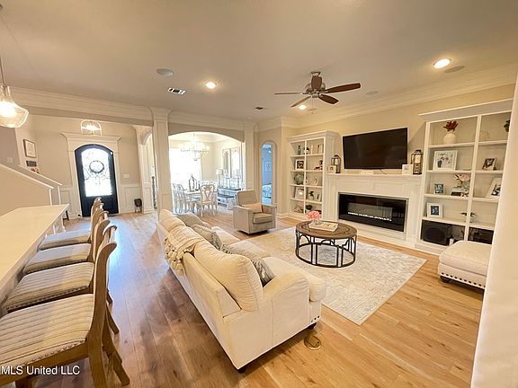 4th image of 2963 Juliette Dr