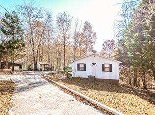 706 Bankston Ln, La Follette, TN 37766