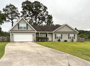 241 Bonanza Dr, Richlands, NC 28574