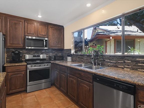 2nd image of 11787 Gruen St
