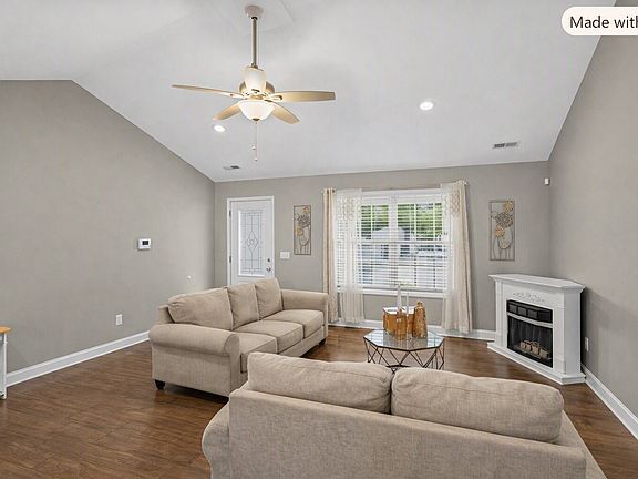 3rd image of 176 Dunbar Ln