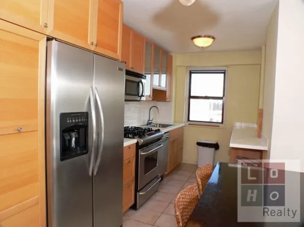 268 East Broadway image 1 of 5