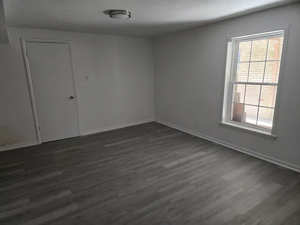 9713 Digging Rd, Gaithersburg, MD 20886