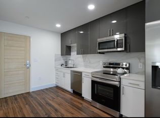 4910 Spruce St #401, Philadelphia, PA 19139