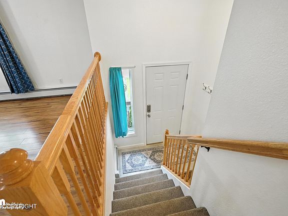 4th image of 10249 Chickaloon St