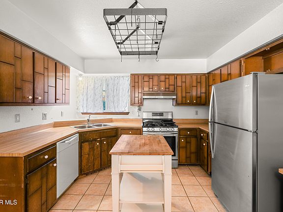 4th image of 11062 Johnny Miller Dr