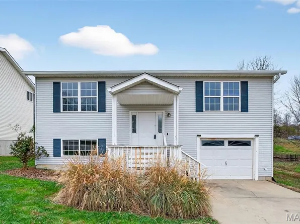 219 Grand Central Dr, Union, MO 63084