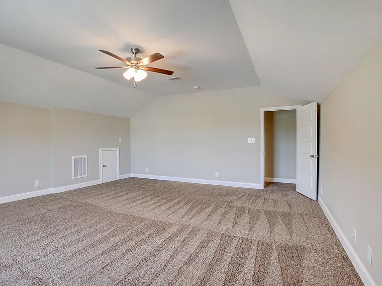 677 Battery Ct — Photo 8