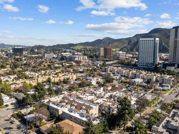 330 N Maple St Unit N, Burbank, CA 91505