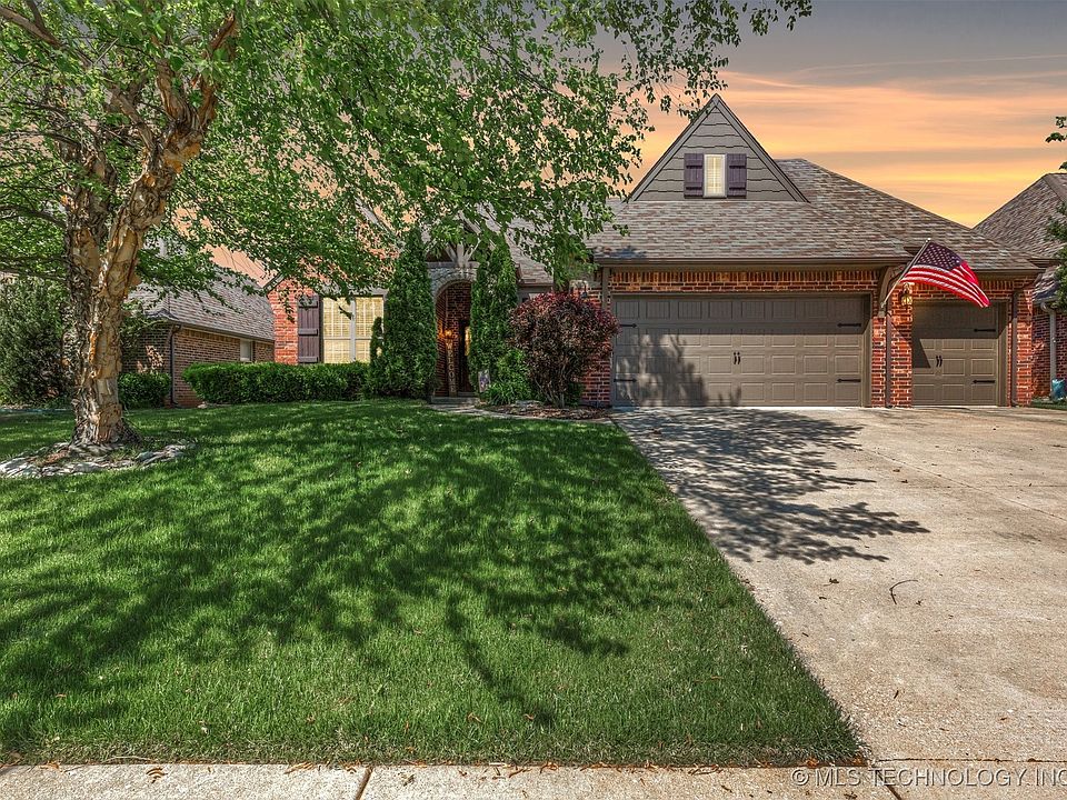 1st image of 14530 S Gary Pl