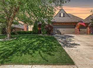 14530 S Gary Pl, Bixby, OK 74008