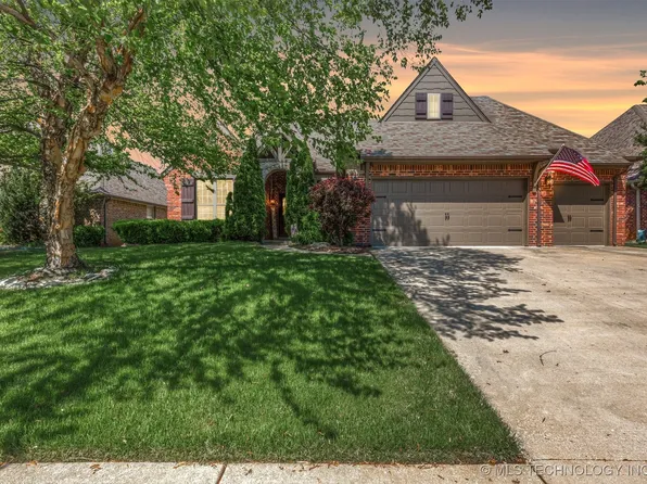14530 S Gary Pl, Bixby, OK 74008