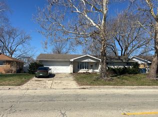 869 S Curtis Ave, Kankakee, IL
