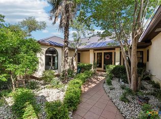 100 Mesa Dr, Wimberley, TX 78676