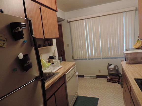 5th image of 2623 Terrace Dr APT 9