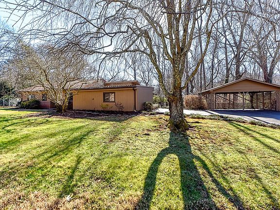 3rd image of 3600 SW Timberlake Dr