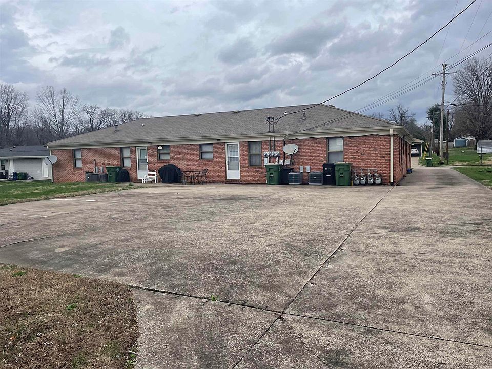 2nd image of 892 Larkview Dr