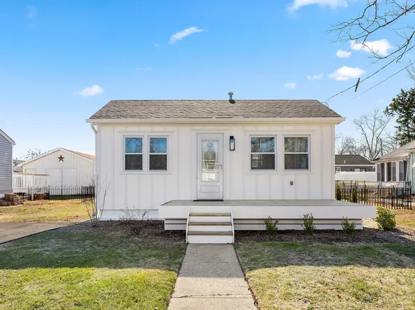 24 Arizona Ave, Villas, NJ 08251