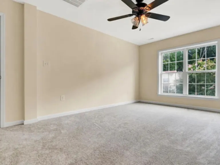 109 Olympic Dr — Photo 13
