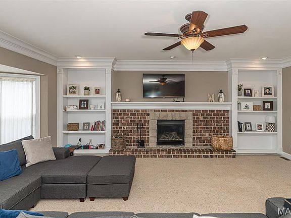 5th image of 977 Bentley Park Cir