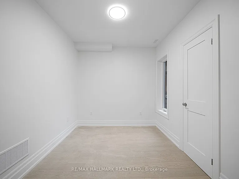 547 Indian Rd #3 — Photo 6