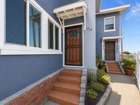 2nd image of 1914 51st Ave