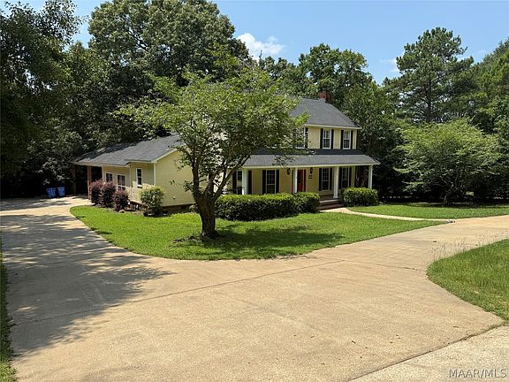 3rd image of 818 Fairwood Dr