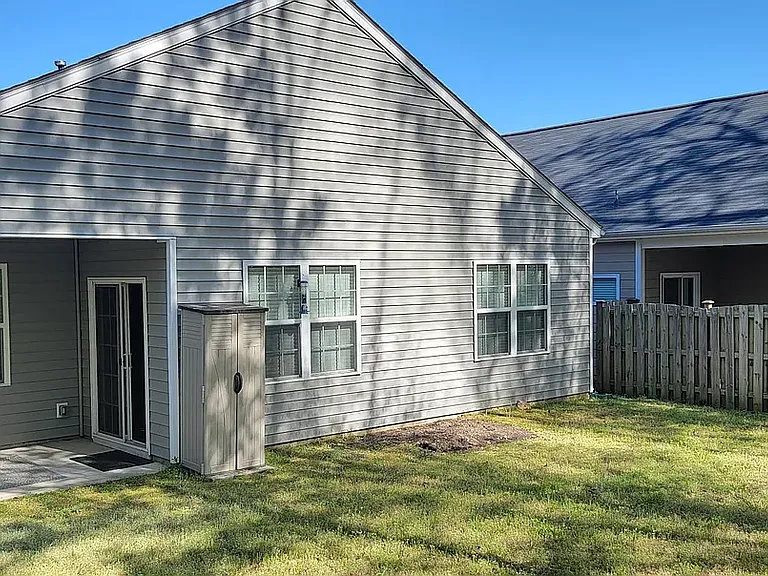 2035 Chipmunk Ln — Photo 6