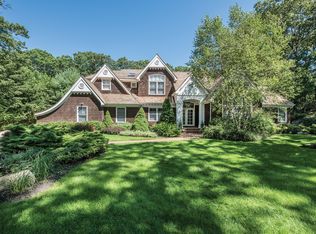 18 Bridge Hill Ln, Sag Harbor, NY 11963