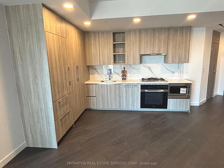 18 Esther Shiner Blvd #733 — Photo 12