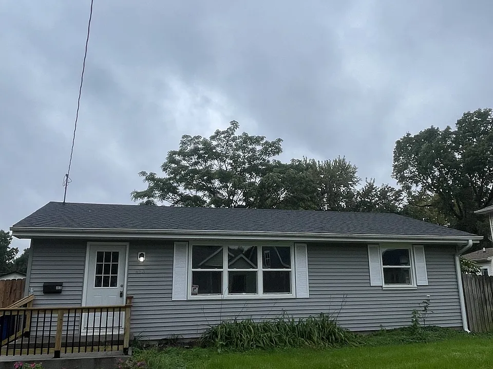 453 E Granger Ave