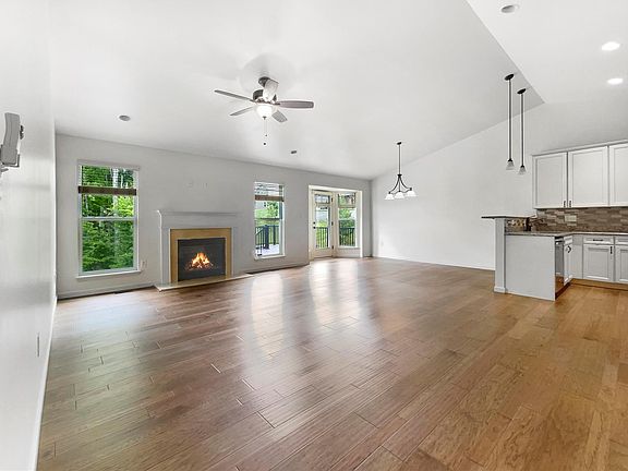 3rd image of 1179 Timber Creek Ln