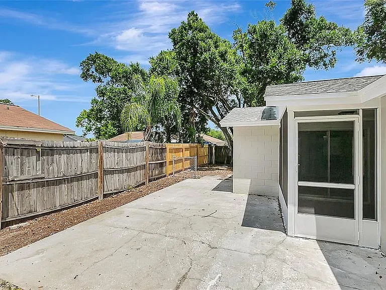10215 Cutten Green Ct — Photo 28
