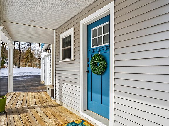 3rd image of 42 Hillside Road