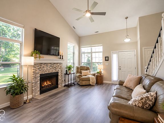 4th image of 7591 Sycamore Grove Ct