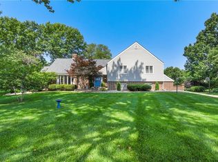 1908 Pine Ridge Dr, Leavenworth, KS 66048